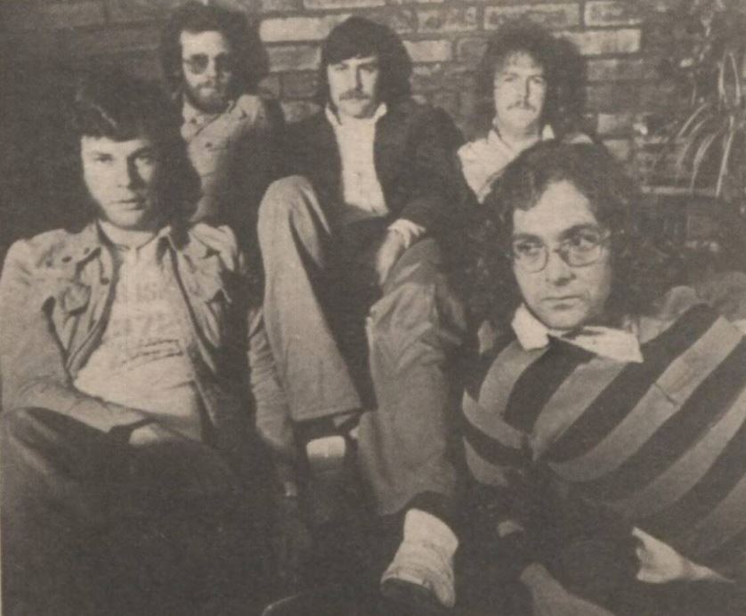 19750320_FlakyPastry