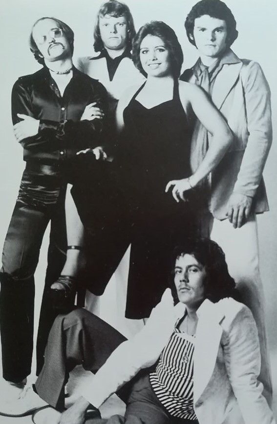 65031155_445739912641893_2889742692118429696_o (2)