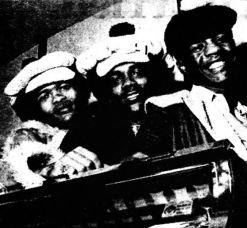 19751203_TrueExpression