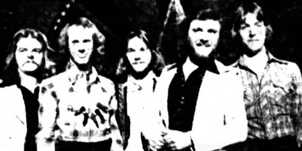 19760313_FiveKnuckleShuffle